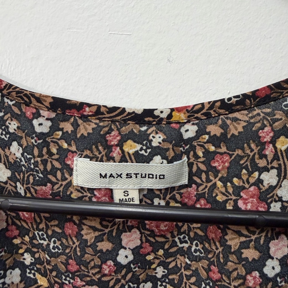 Max Studio Black Floral Maxi Dress with Smocked Waist - Picture 2 of 5